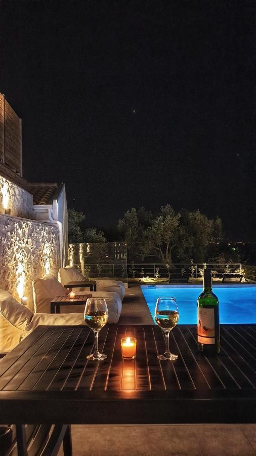 Nemesis Luxury Villas Apolpaina Dış mekan fotoğraf